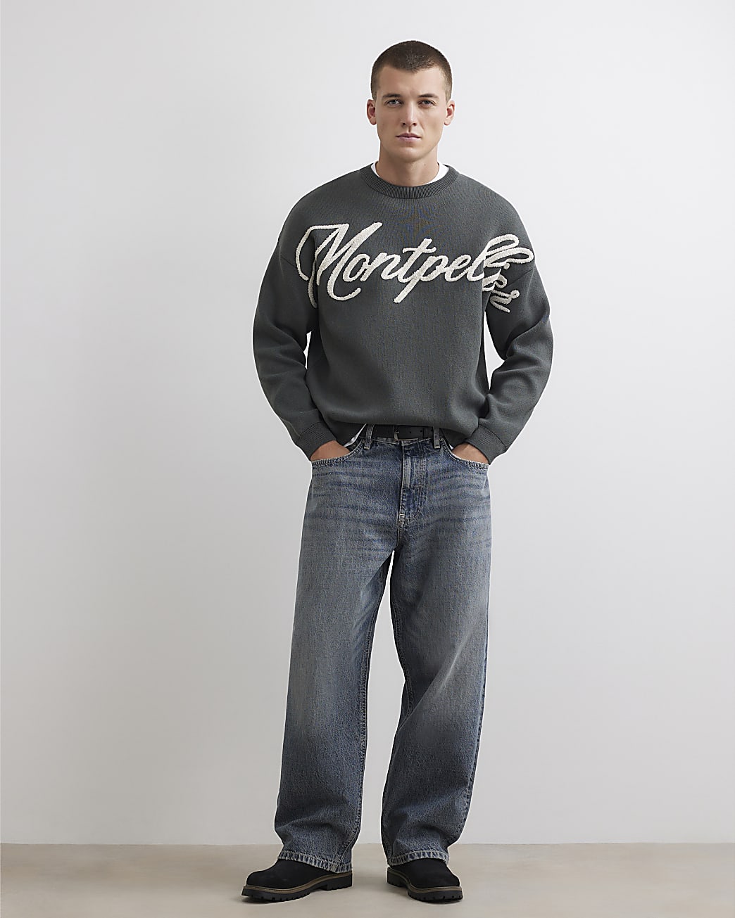 Baggy Fit Mid Wash Jeans in Blue - Image 2 Baggy Fit Mid Wash Jeans in Blue