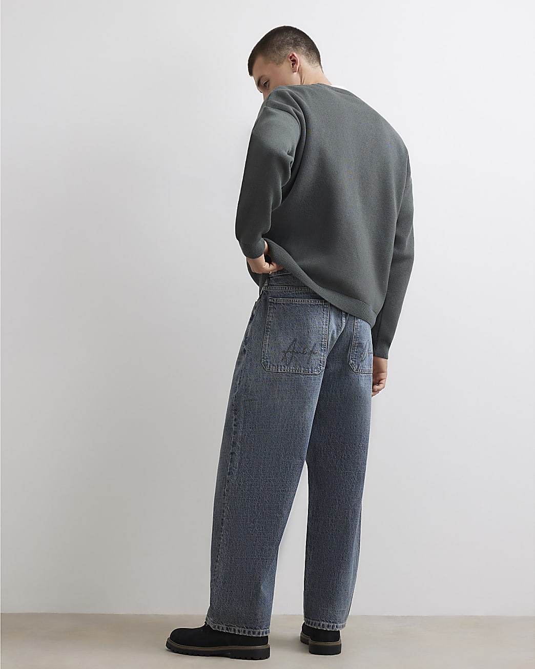 Baggy Fit Mid Wash Jeans in Blue - Image 3 Baggy Fit Mid Wash Jeans in Blue