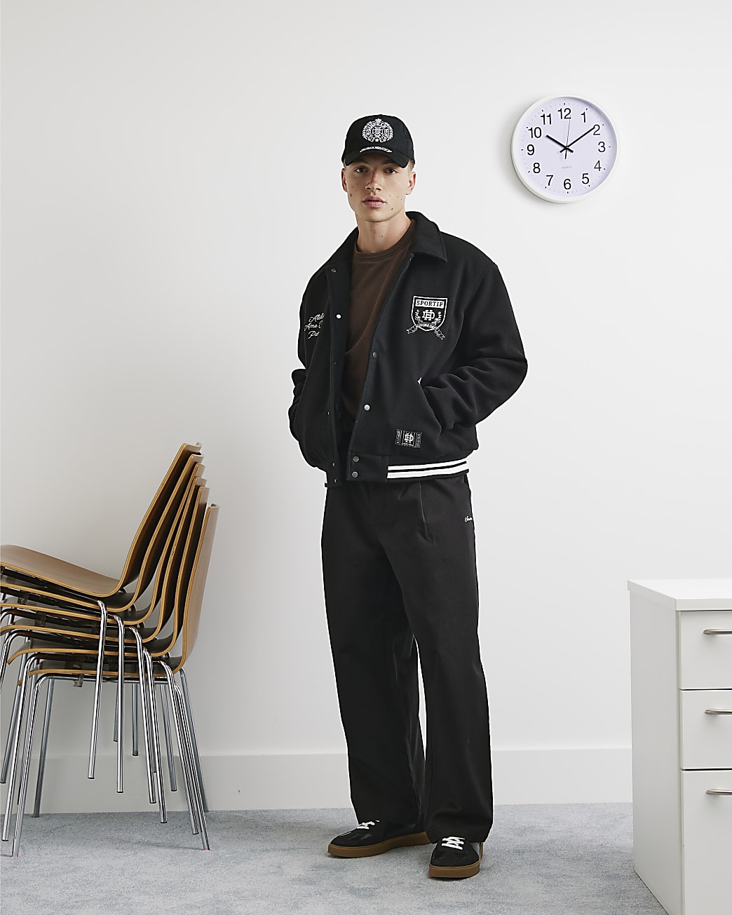 Cotton Balloon Leg Trousers in Black - Image 2 Cotton Balloon Leg Trousers in Black