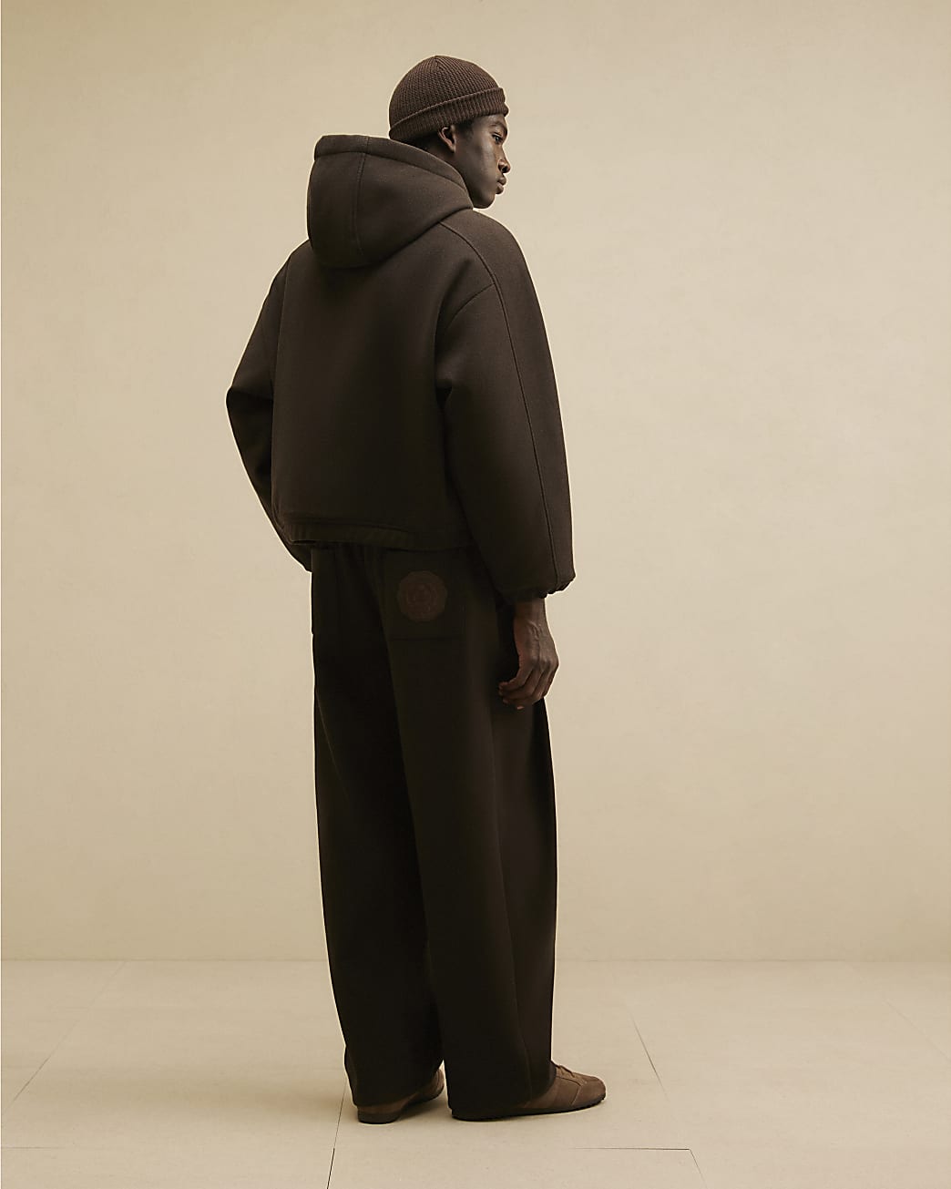 Crest Pleated Barrel Leg Joggers in Brown - Image 3 Crest Pleated Barrel Leg Joggers in Brown
