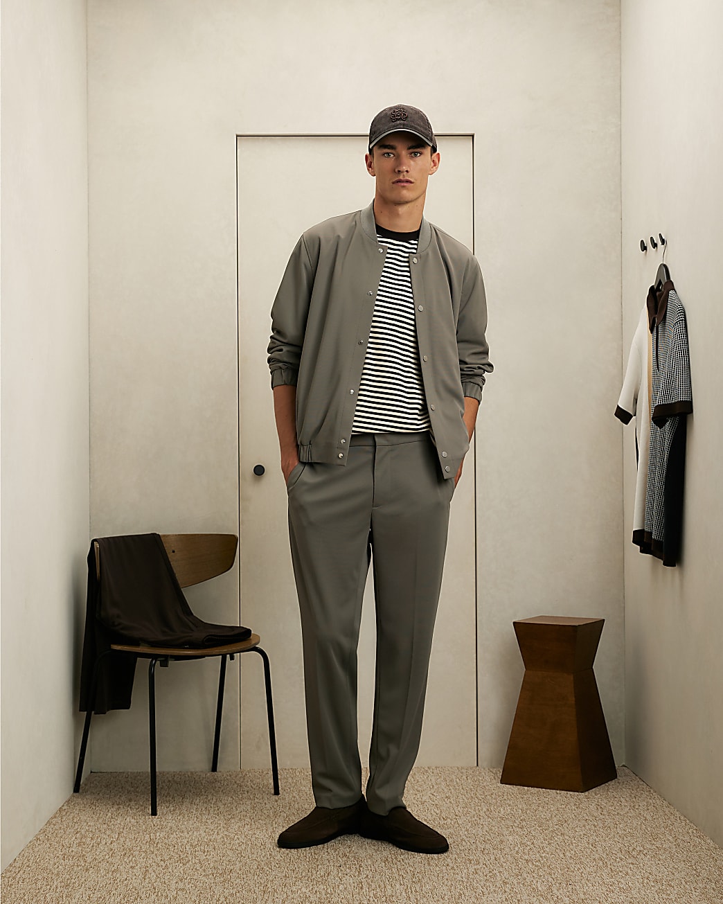 Fine Textured Bomber Jacket in Grey - Image 4 Fine Textured Bomber Jacket in Grey