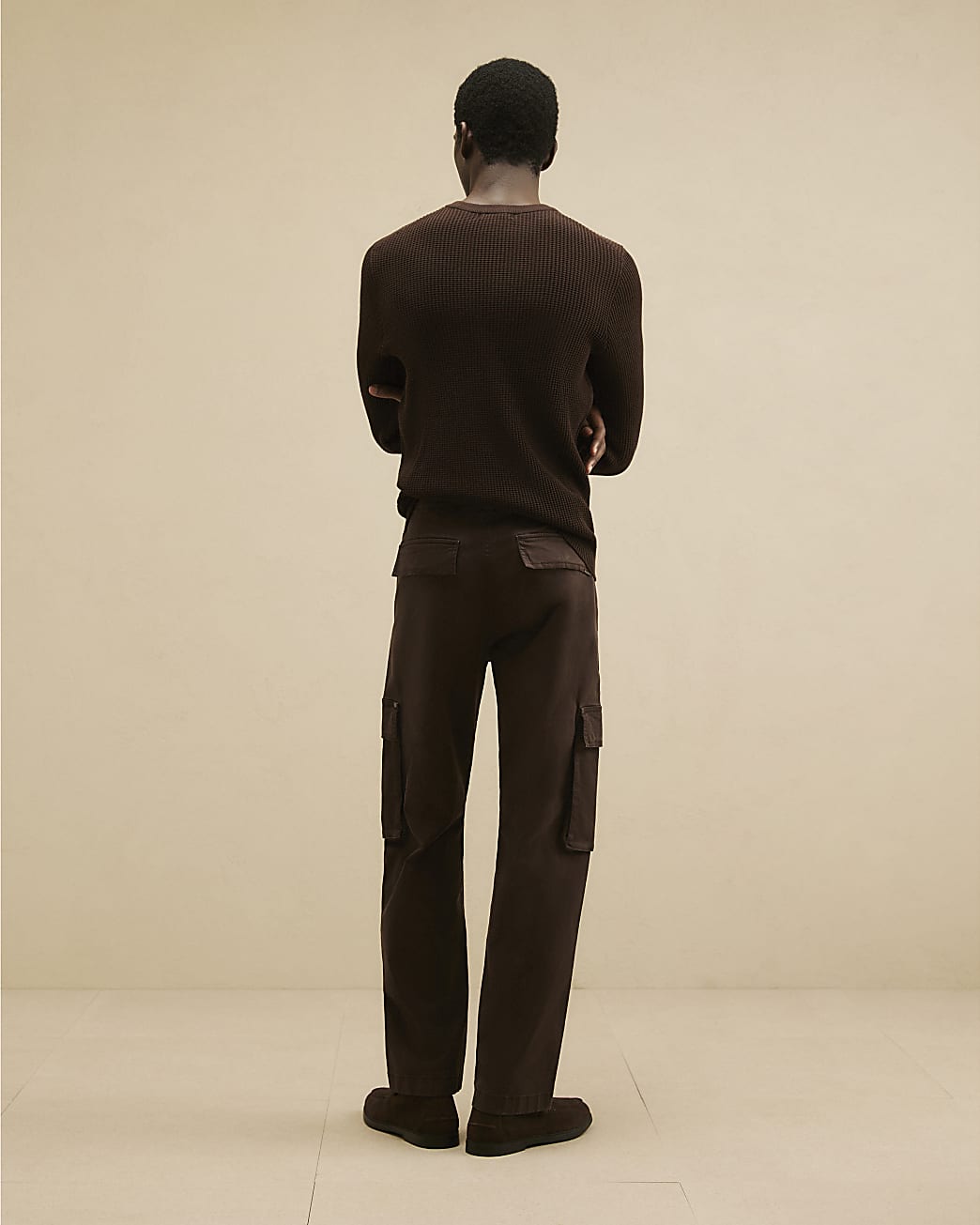 Loose Fit Cargo Trousers in Brown - Image 3 Loose Fit Cargo Trousers in Brown