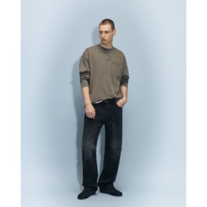 Loose Fit Jeans in Black