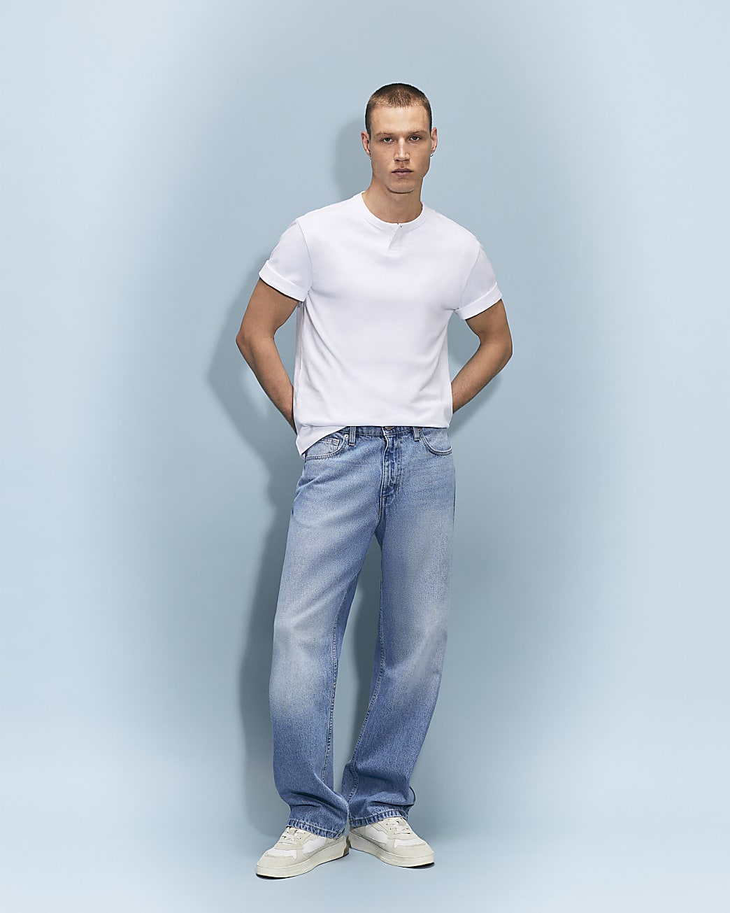 Loose Fit Jeans in Blue - Image 2 Loose Fit Jeans in Blue