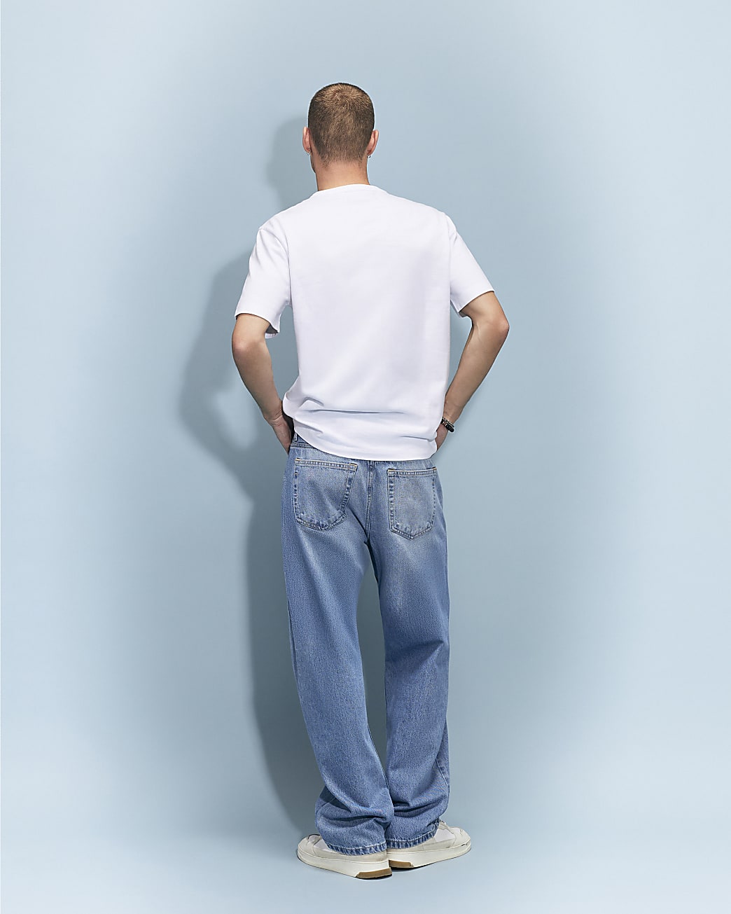 Loose Fit Jeans in Blue - Image 3 Loose Fit Jeans in Blue