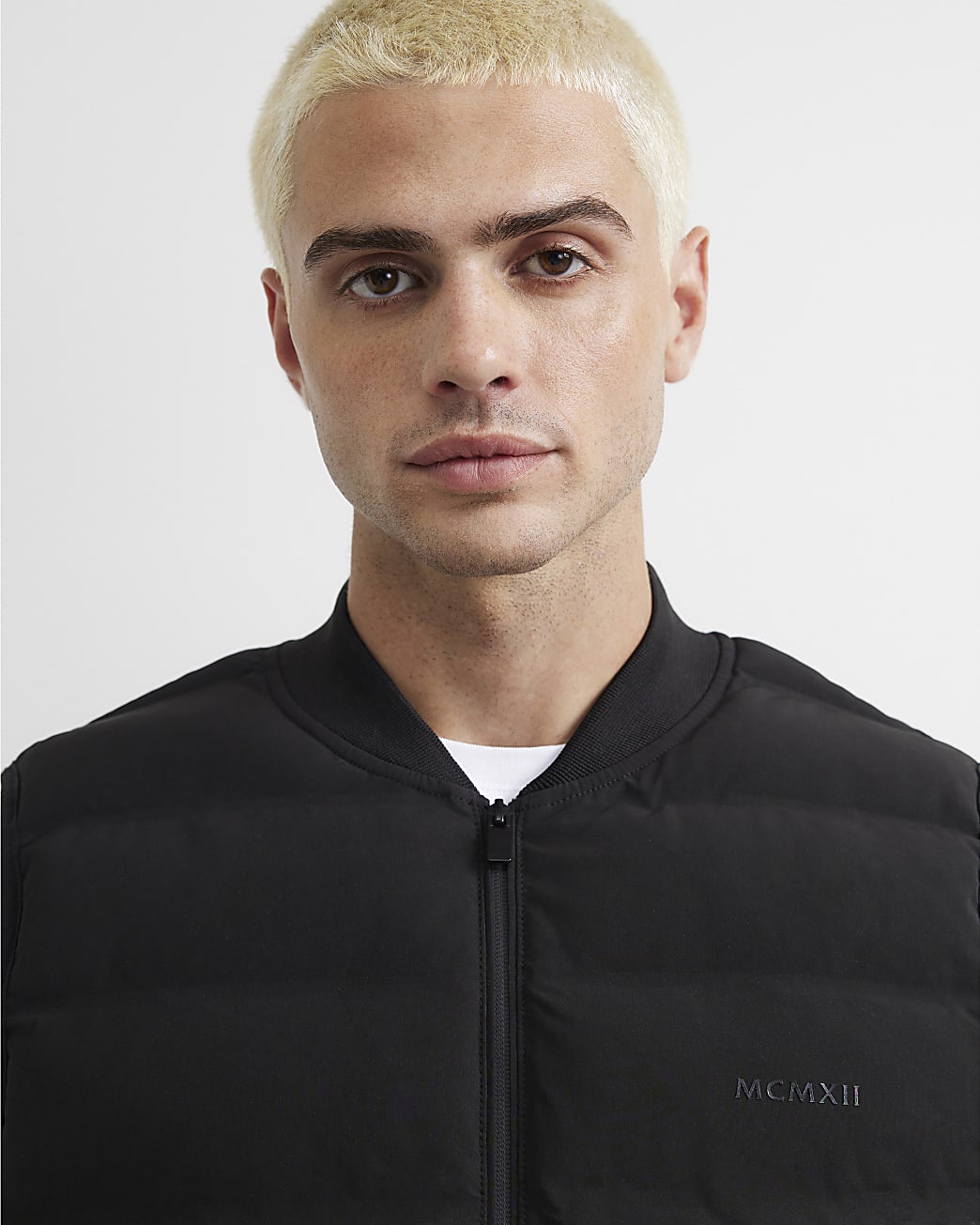 Muscle Fit Cotton Gilet in Black - Image 4 Muscle Fit Cotton Gilet in Black