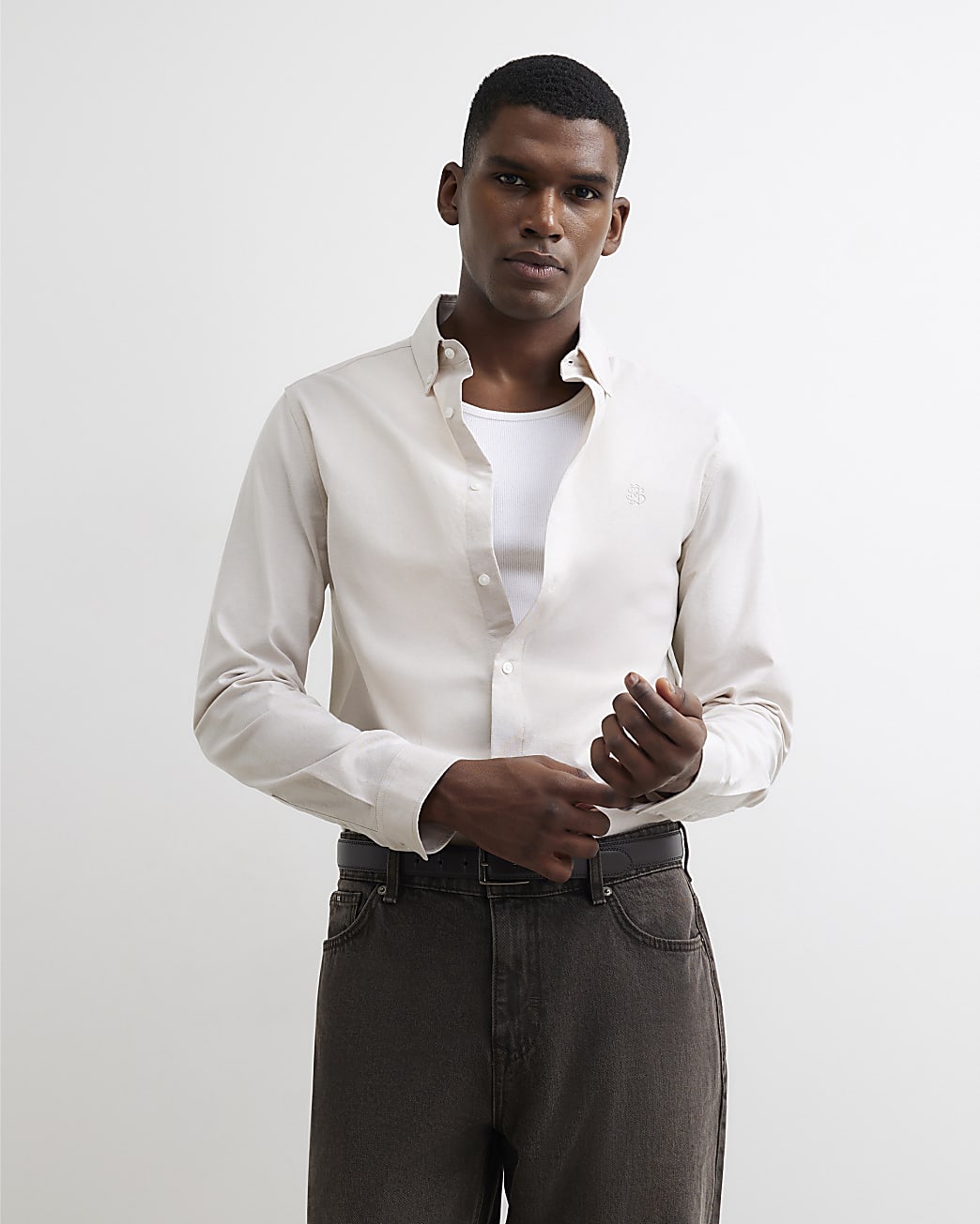 Muscle Fit Cotton Oxford Shirt in Beige - Image 2 Muscle Fit Cotton Oxford Shirt in Beige
