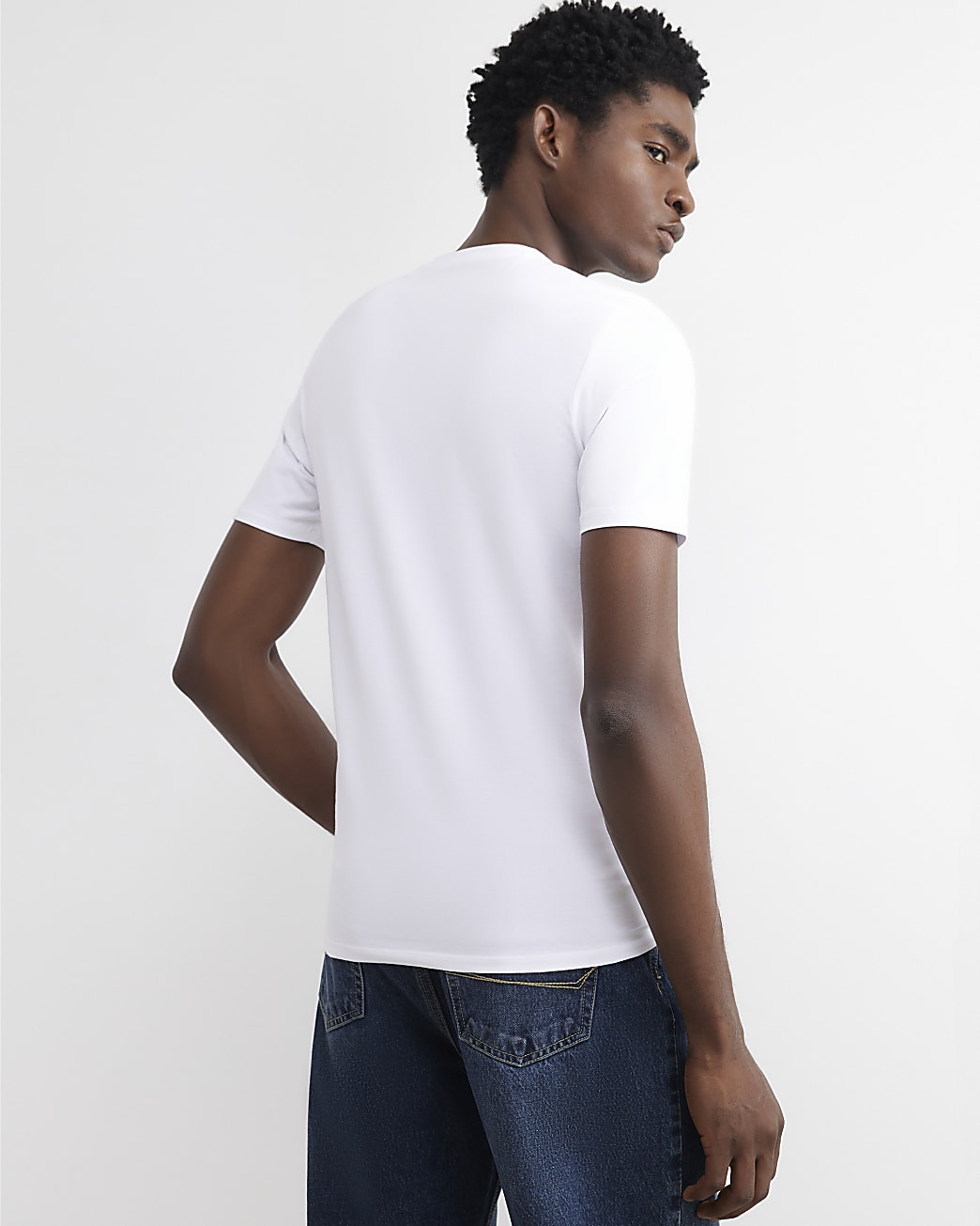 Muscle Fit Cotton Stretch T-shirt in White - Image 3 Muscle Fit Cotton Stretch T-shirt in White