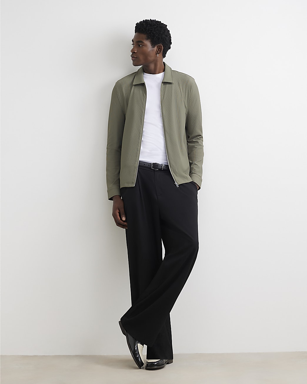 Muscle Fit Ribbed Overshirt in Khaki - Image 4 Muscle Fit Ribbed Overshirt in Khaki