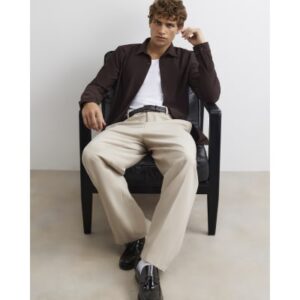 Muscle Fit Ribbed Shirt in Brown