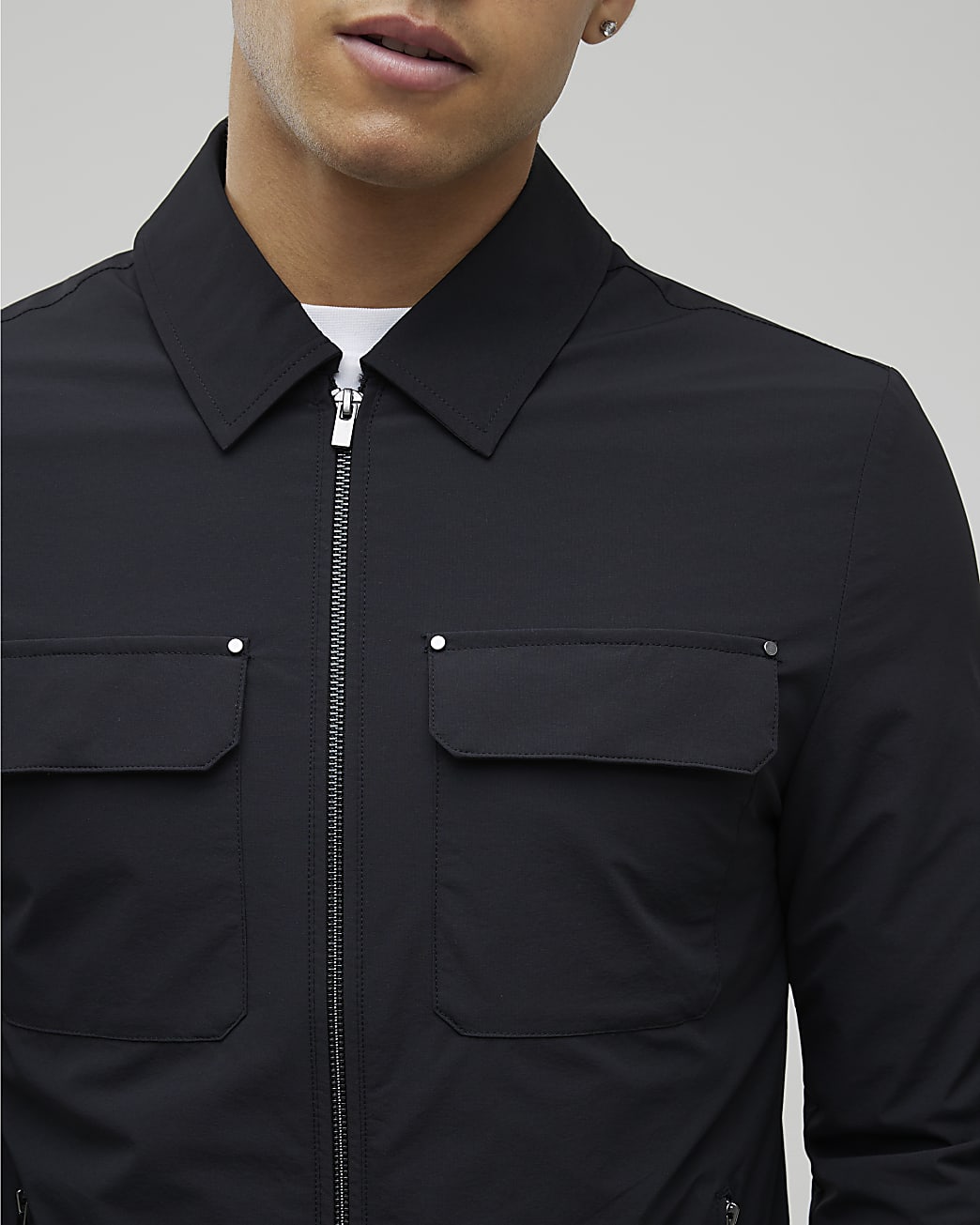 Muscle Fit Shacket in Black - Image 4 Muscle Fit Shacket in Black