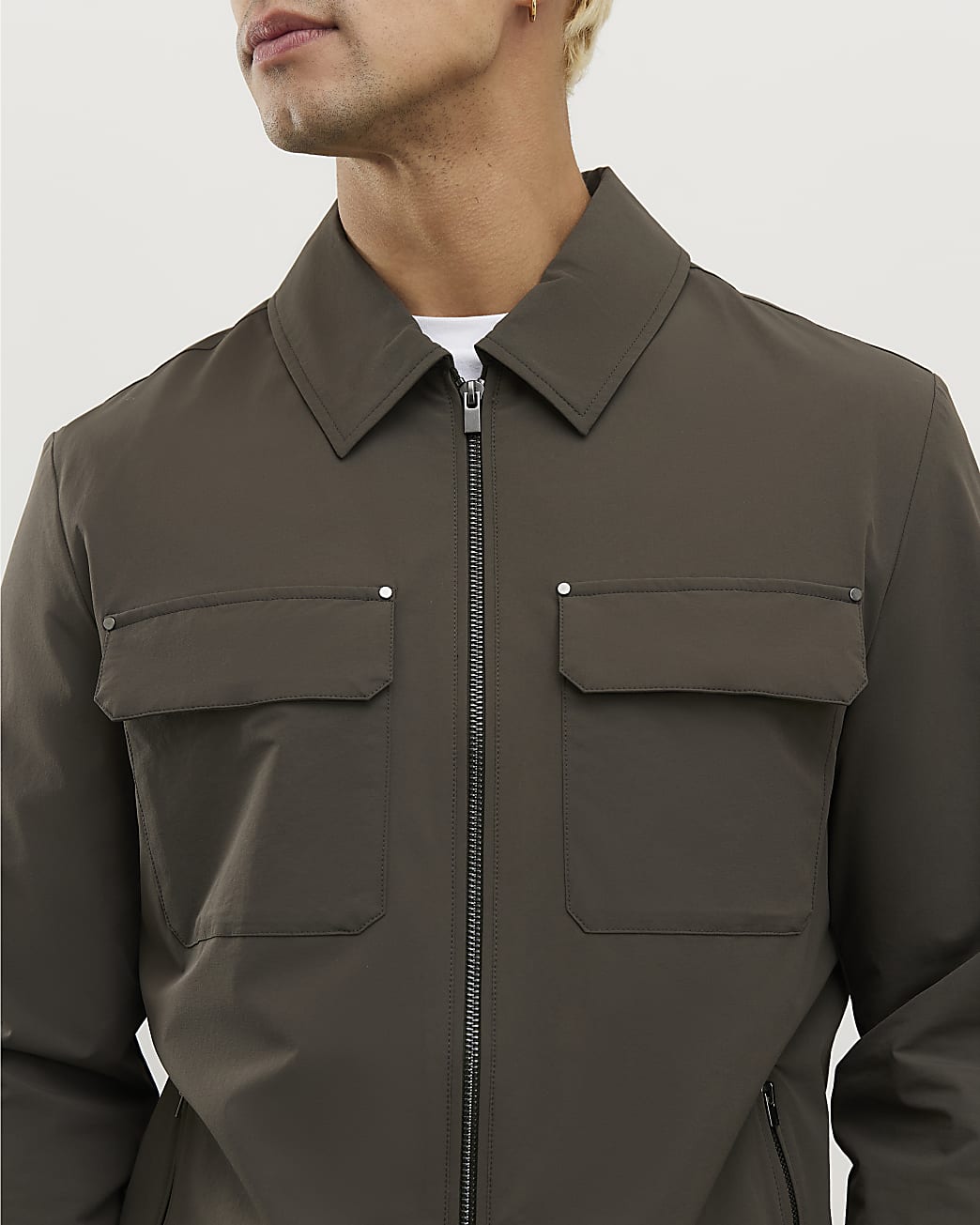 Muscle Fit Shacket in Green - Image 4 Muscle Fit Shacket in Green