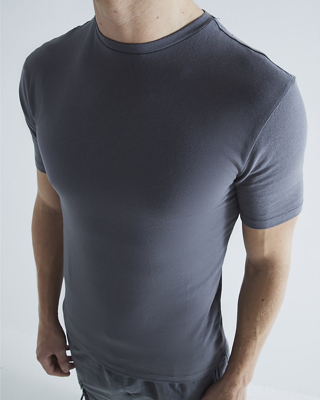 Muscle Fit Stretch T-shirts 3 Pack in Grey - Image 3 Muscle Fit Stretch T-shirts 3 Pack in Grey