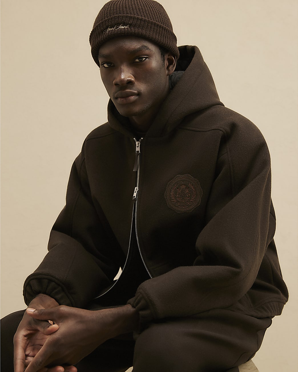 Oversized Fit Crest Quilted Hoodie in Brown - Image 2 Oversized Fit Crest Quilted Hoodie in Brown