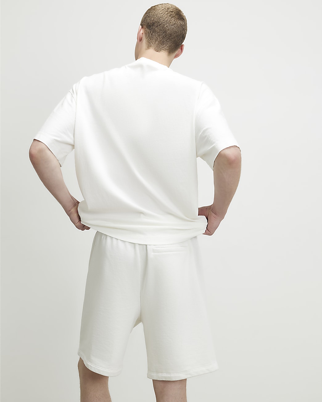 Oversized Fit T-shirt & Shorts Set in Cream - Image 3 Oversized Fit T-shirt & Shorts Set in Cream