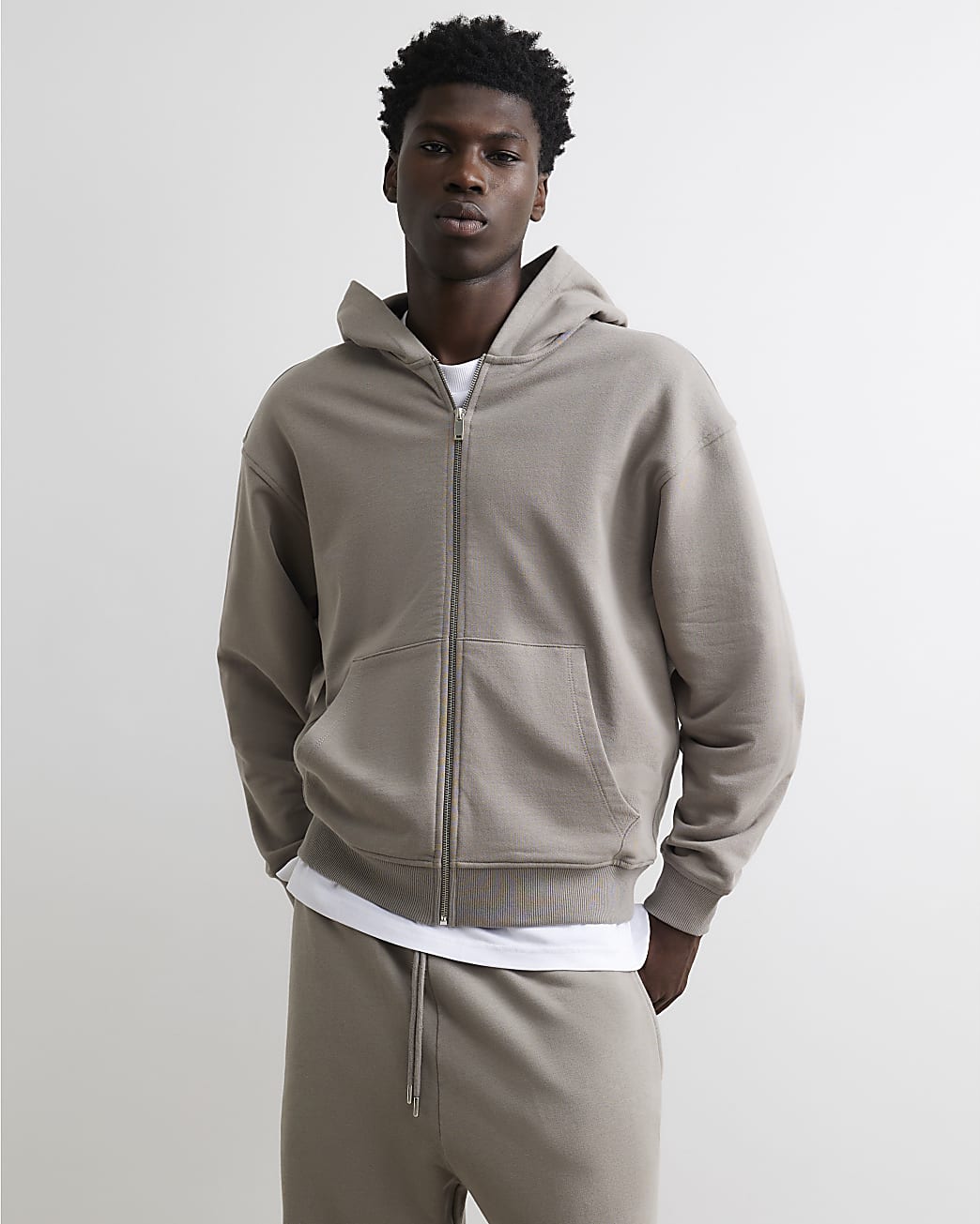 Oversized Fit Washed Zip Through Hoodie in Grey - Image 2 Oversized Fit Washed Zip Through Hoodie in Grey