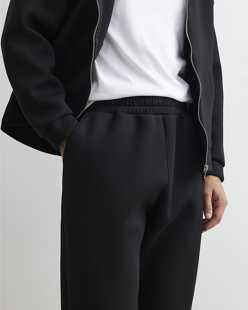 Premium Cotton Cuffed Joggers in Black - Image 3 Premium Cotton Cuffed Joggers in Black