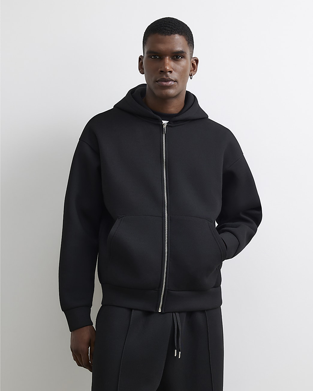 Premium Oversized Zip Up Hoodie in Black - Image 2 Premium Oversized Zip Up Hoodie in Black