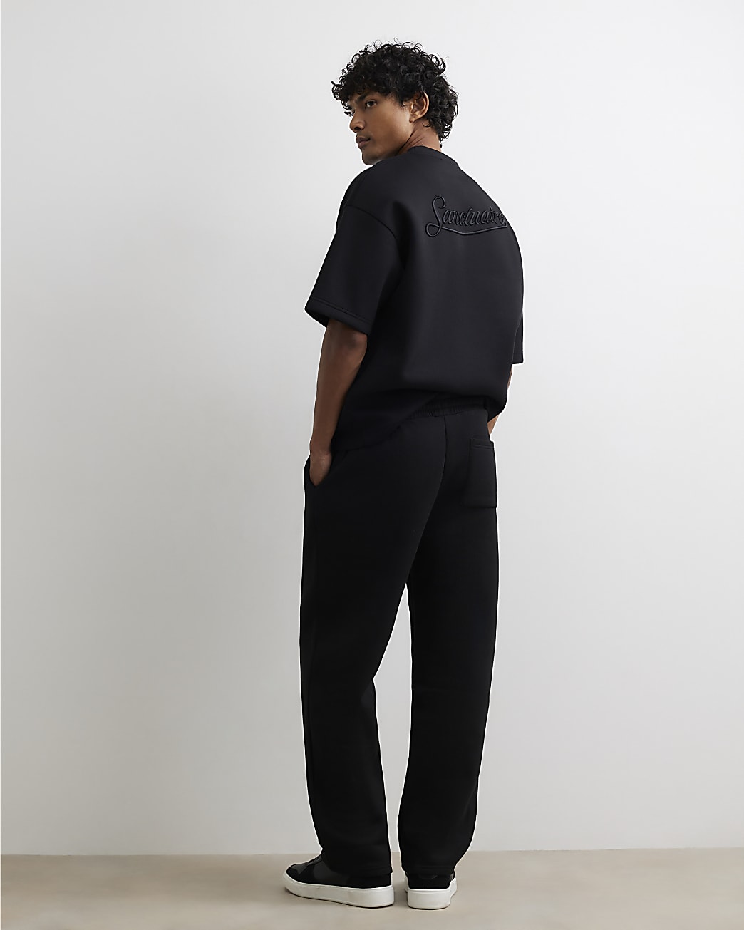 Premium Regular Fit Joggers in Black - Image 3 Premium Regular Fit Joggers in Black