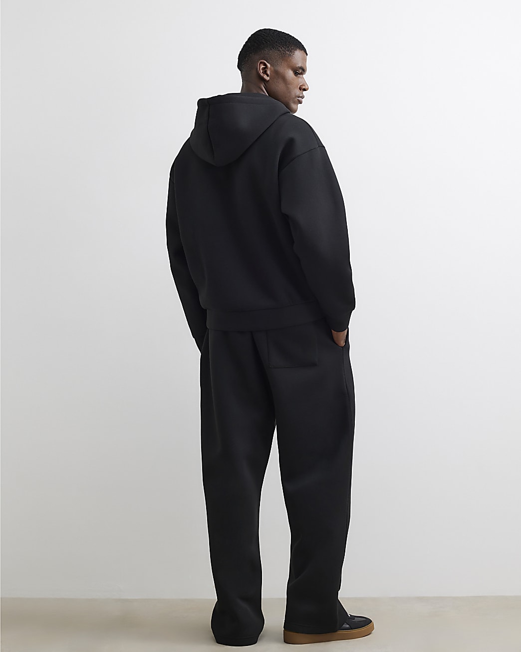 Premium Wide Leg Joggers in Black - Image 3 Premium Wide Leg Joggers in Black