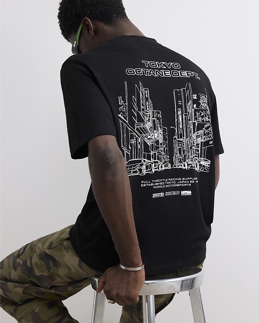 Regular Fit Cotton City Scape T-shirt in Black - Image 2 Regular Fit Cotton City Scape T-shirt in Black