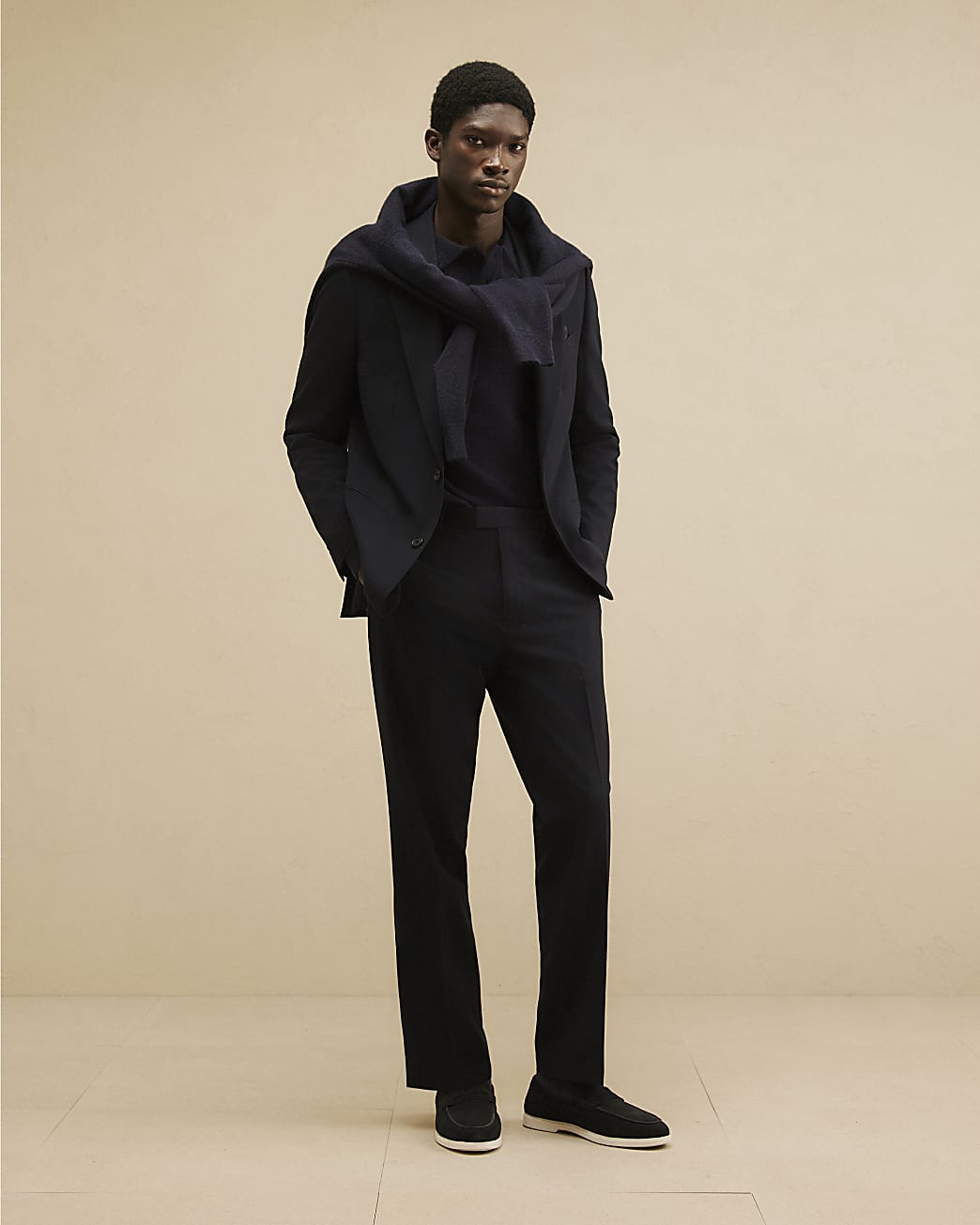 Regular Fit Suit Trousers in Navy - Image 2 Regular Fit Suit Trousers in Navy