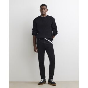 Skinny Fit Stretch Essential Jeans in Black