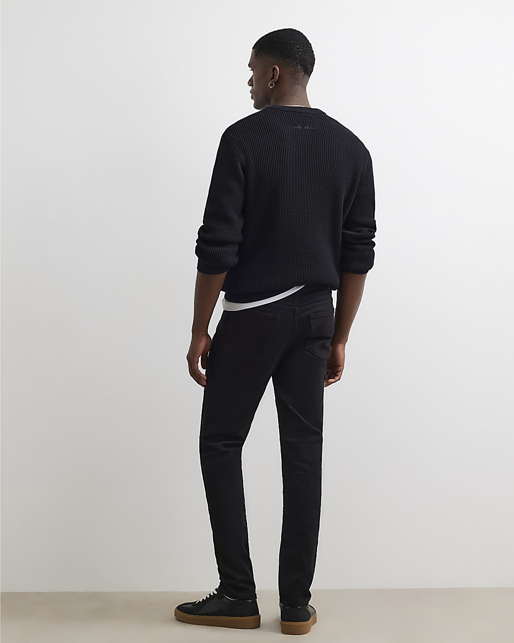 Skinny Fit Stretch Essential Jeans in Black - Image 3 Skinny Fit Stretch Essential Jeans in Black