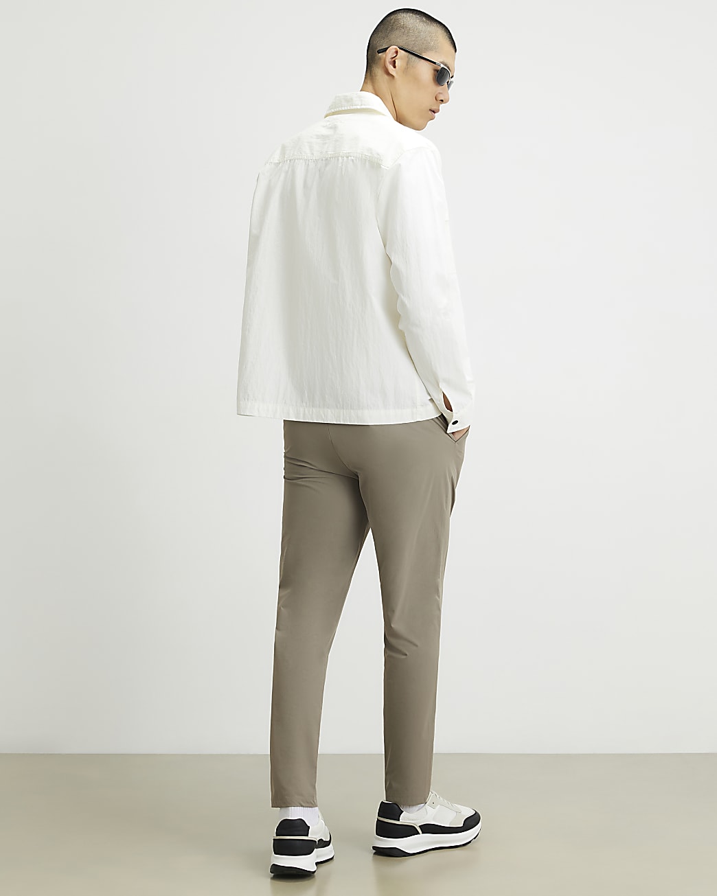 Skinny Fit Trousers in Beige - Image 3 Skinny Fit Trousers in Beige