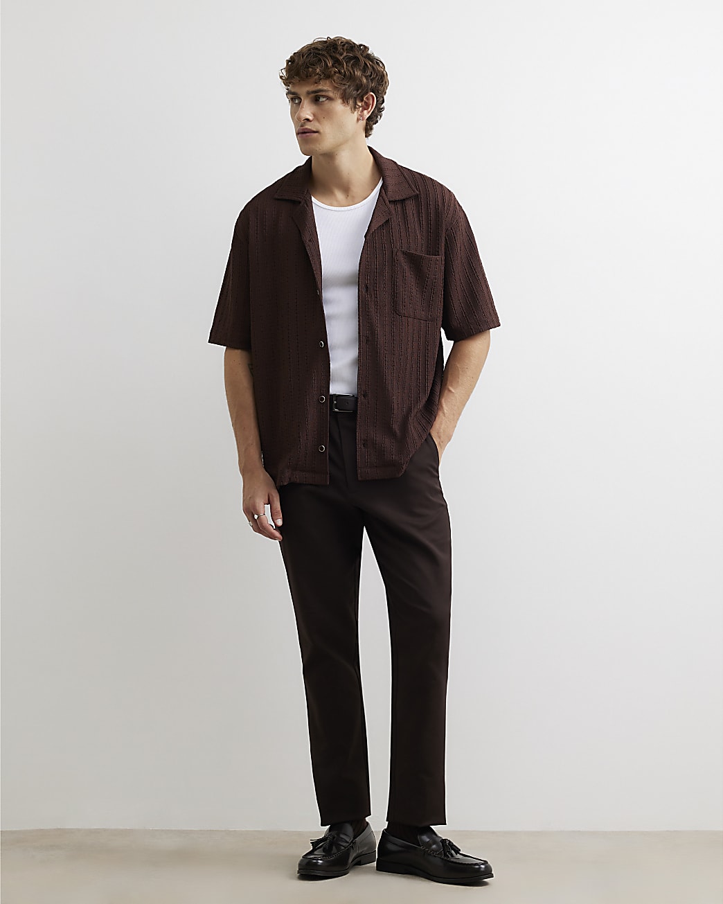 Slim Fit Cotton Blend Chino Trousers in Brown - Image 2 Slim Fit Cotton Blend Chino Trousers in Brown