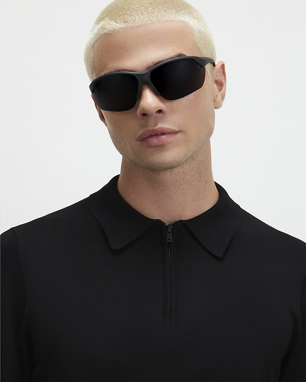 Slim Fit Knitted Polo Shirt in Black - Image 4 Slim Fit Knitted Polo Shirt in Black