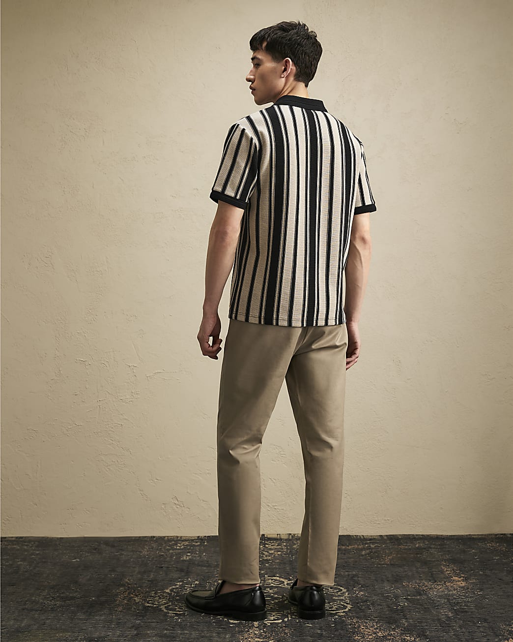 Slim Fit Stretch Chino Trousers in Beige - Image 3 Slim Fit Stretch Chino Trousers in Beige