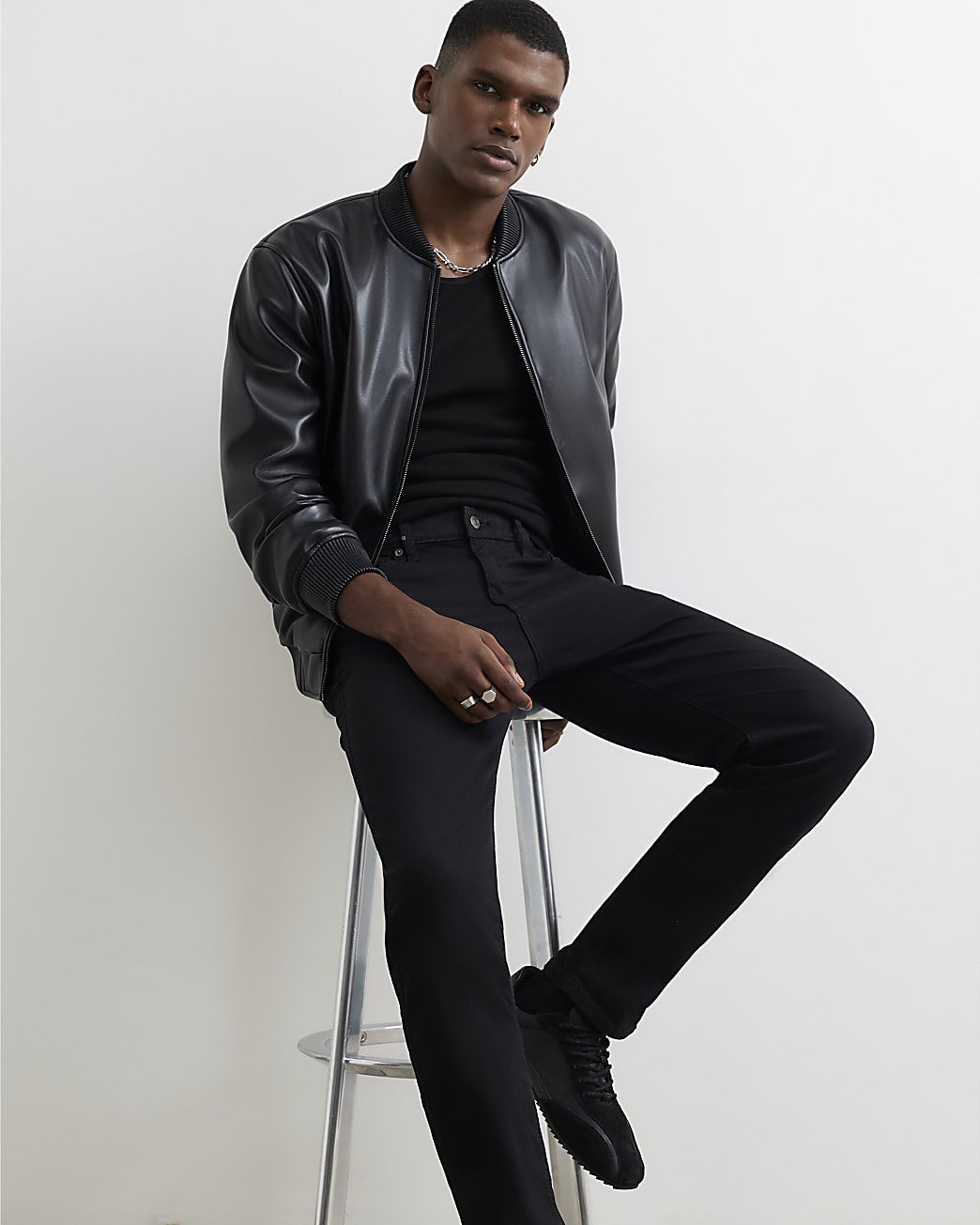 Slim Fit Stretch Essential Jeans in Black - Image 4 Slim Fit Stretch Essential Jeans in Black