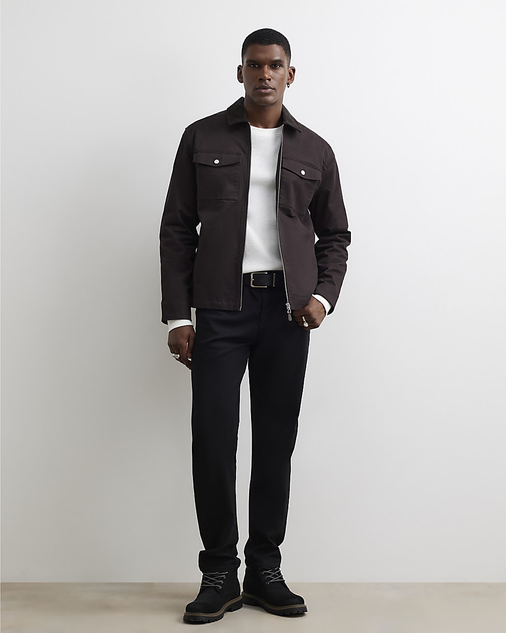 Slim Fit Stretch Jeans in Black - Image 2 Slim Fit Stretch Jeans in Black