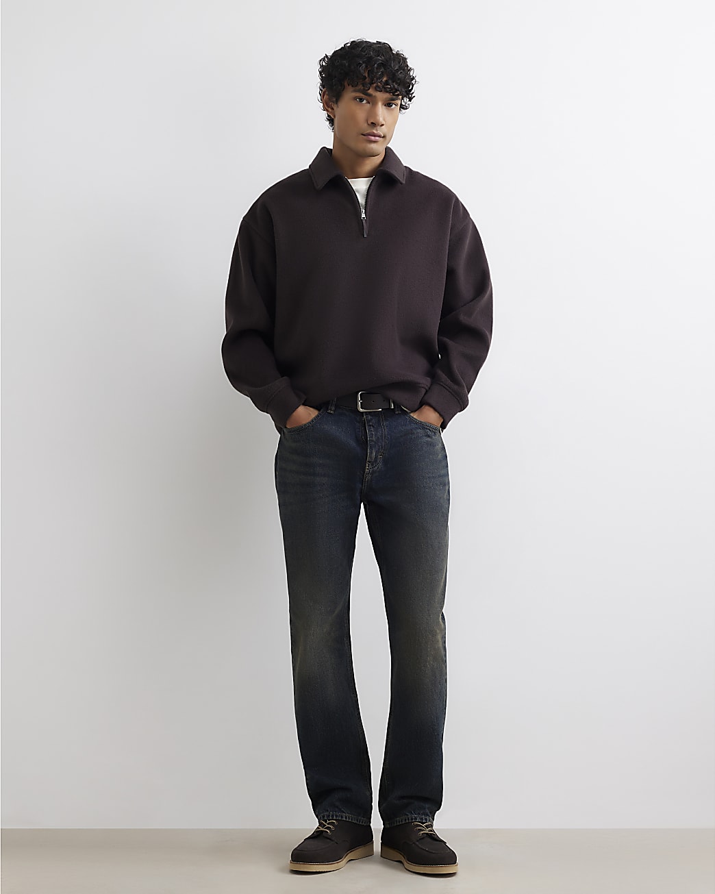 Straight Leg Dark Wash Jeans in Blue - Image 2 Straight Leg Dark Wash Jeans in Blue
