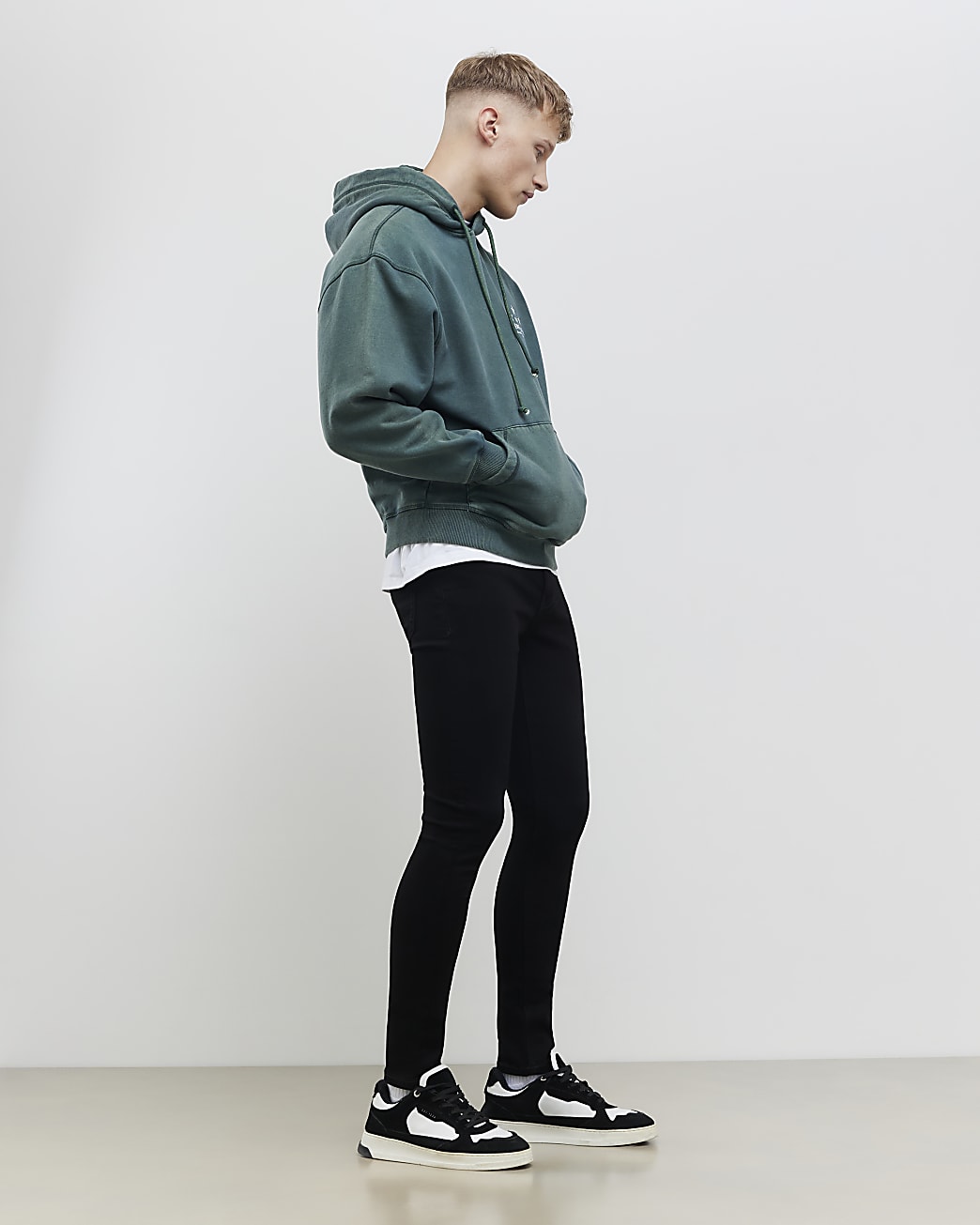 Super Skinny Stretch Jeans in Black - Image 2 Super Skinny Stretch Jeans in Black