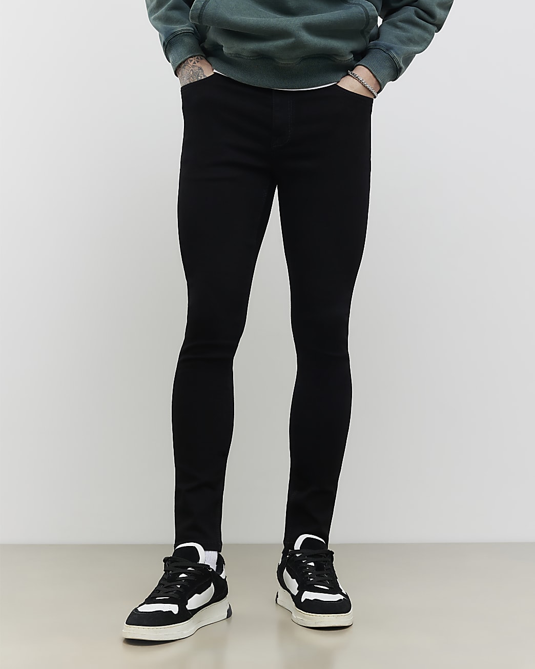 Super Skinny Stretch Jeans in Black - Image 4 Super Skinny Stretch Jeans in Black