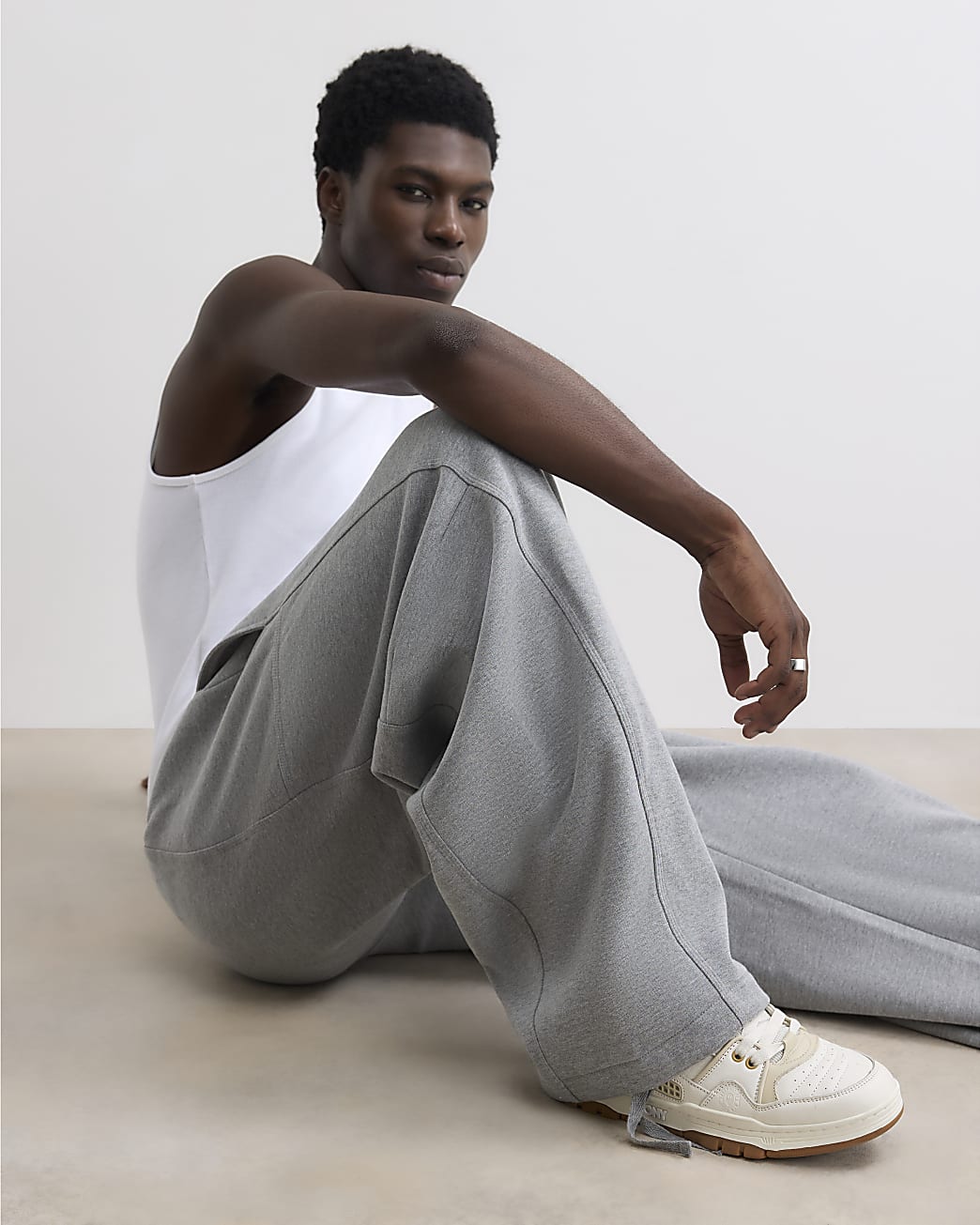Super Wide Barrel Leg Joggers in Grey - Image 4 Super Wide Barrel Leg Joggers in Grey