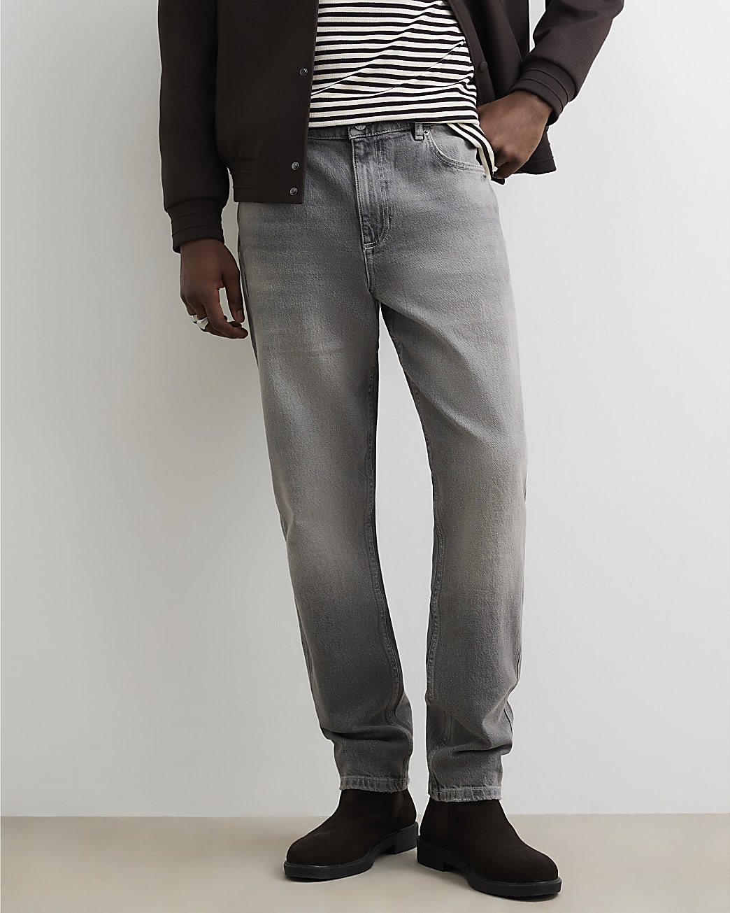 Tapered Fit Jeans in Grey - Image 4 Tapered Fit Jeans in Grey