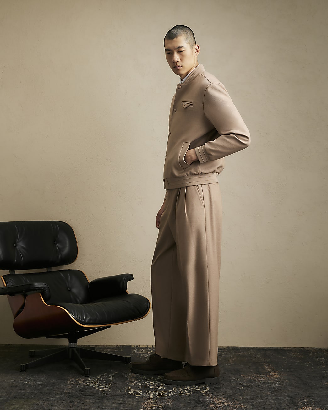 Wide Fit Twill Trousers in Beige - Image 2 Wide Fit Twill Trousers in Beige