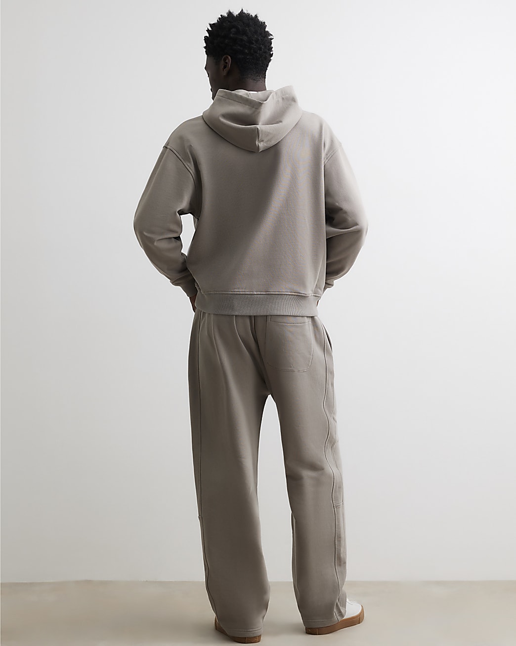 Wide Leg Cotton Washed Joggers in Grey - Image 3 Wide Leg Cotton Washed Joggers in Grey