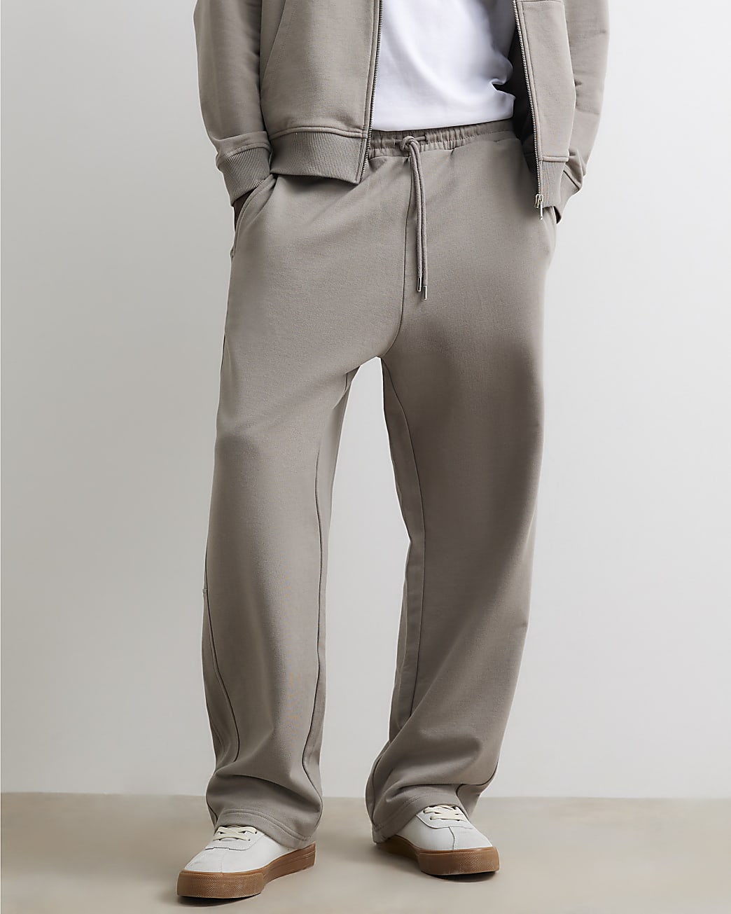 Wide Leg Cotton Washed Joggers in Grey - Image 4 Wide Leg Cotton Washed Joggers in Grey