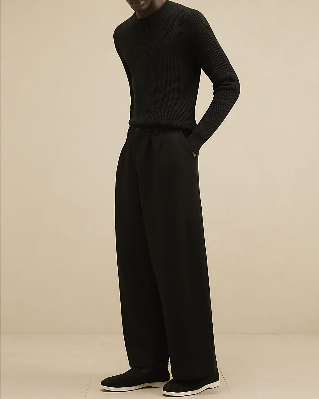 Wide Leg Fixed Waist Joggers in Black - Image 2 Wide Leg Fixed Waist Joggers in Black